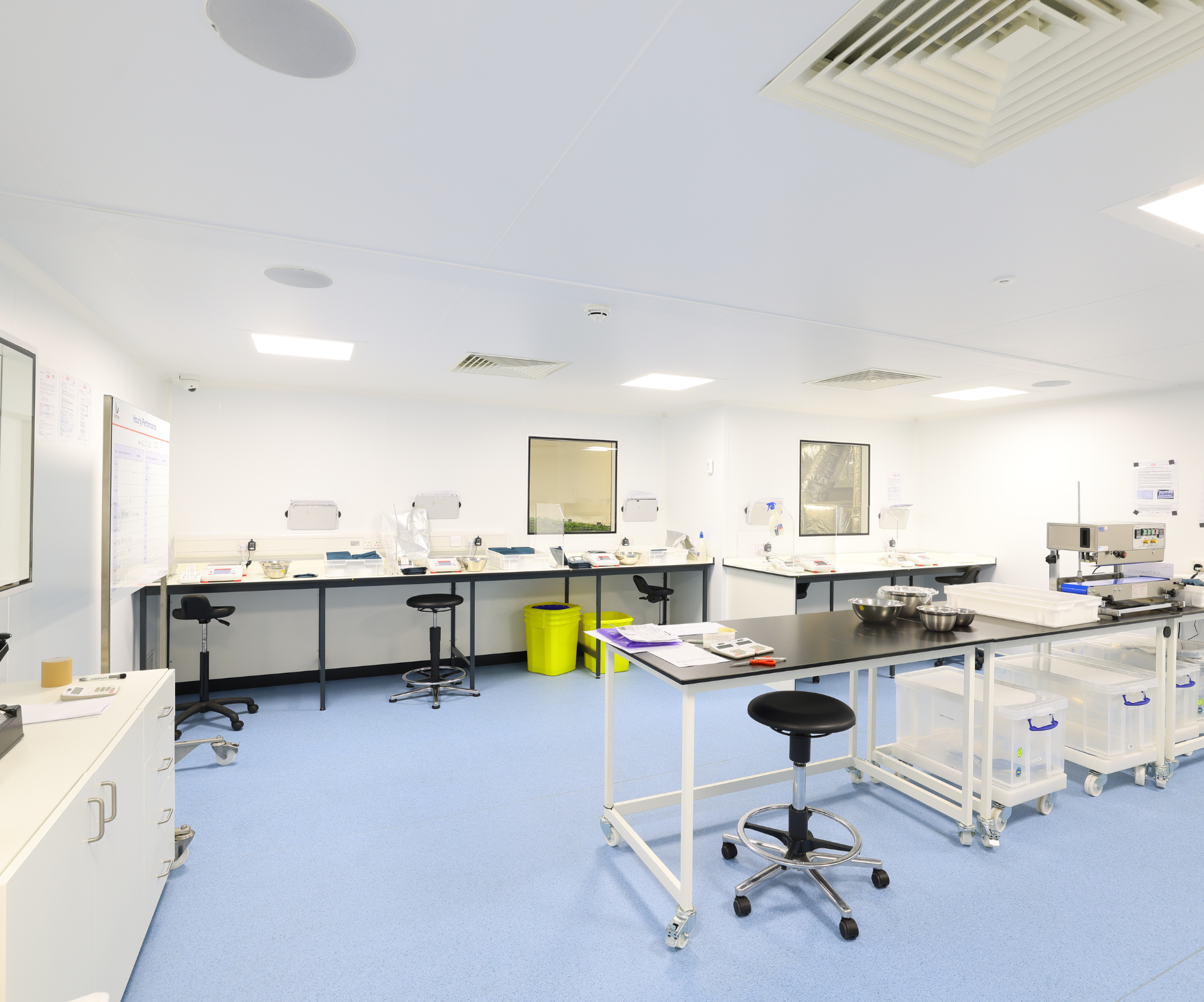 Cleanroom Furniture Fit-Out