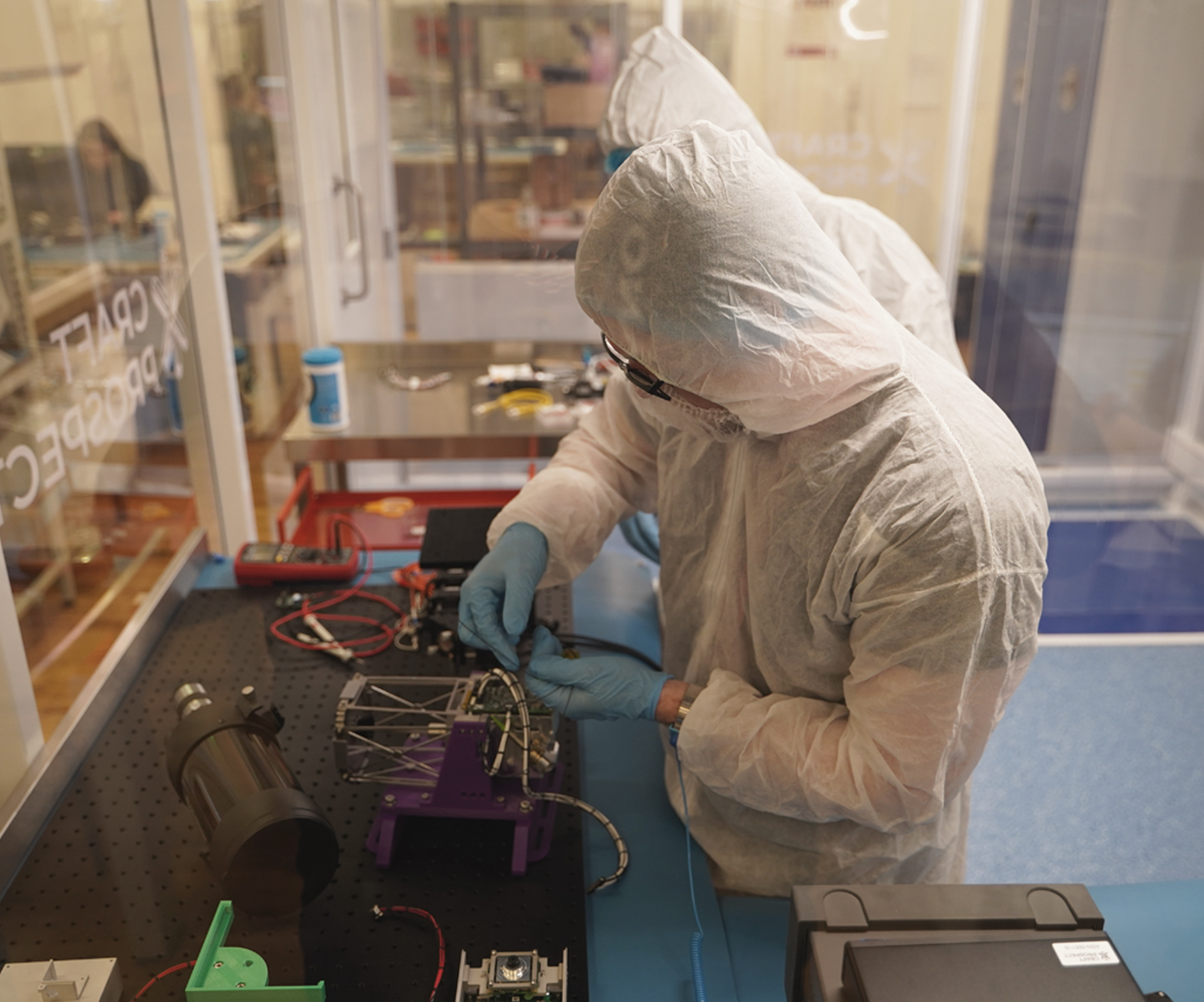 Cleanroom engineering operators within a start-up cleanroom