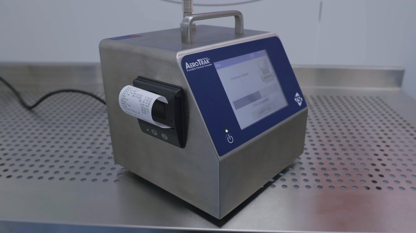 Aerotrak particle counter